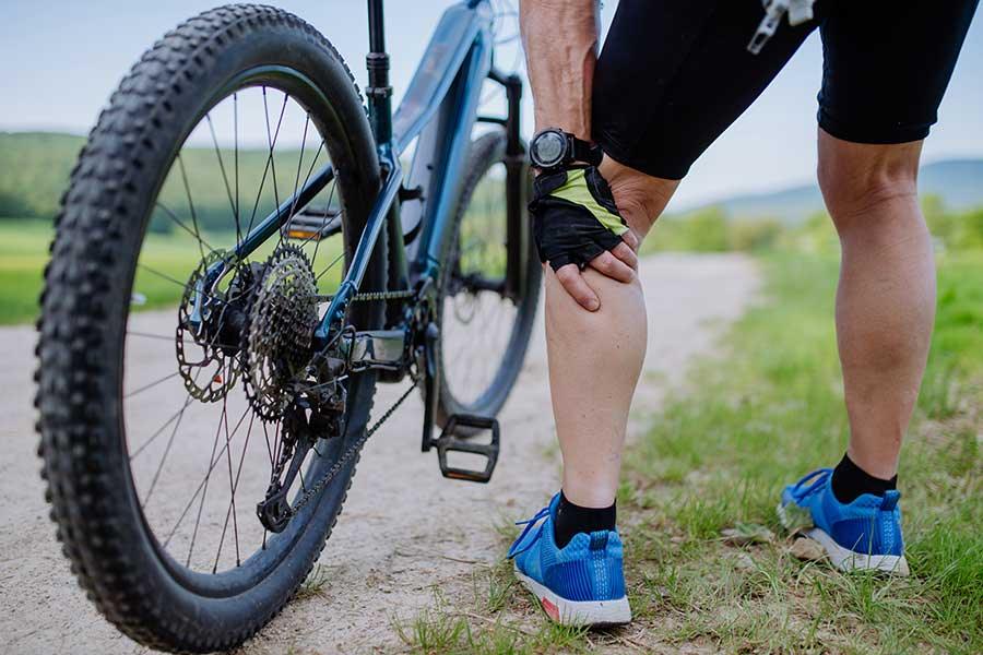 The Benefits of Cold Therapy for Cyclists with Knee Pain Supply Physical Therapy